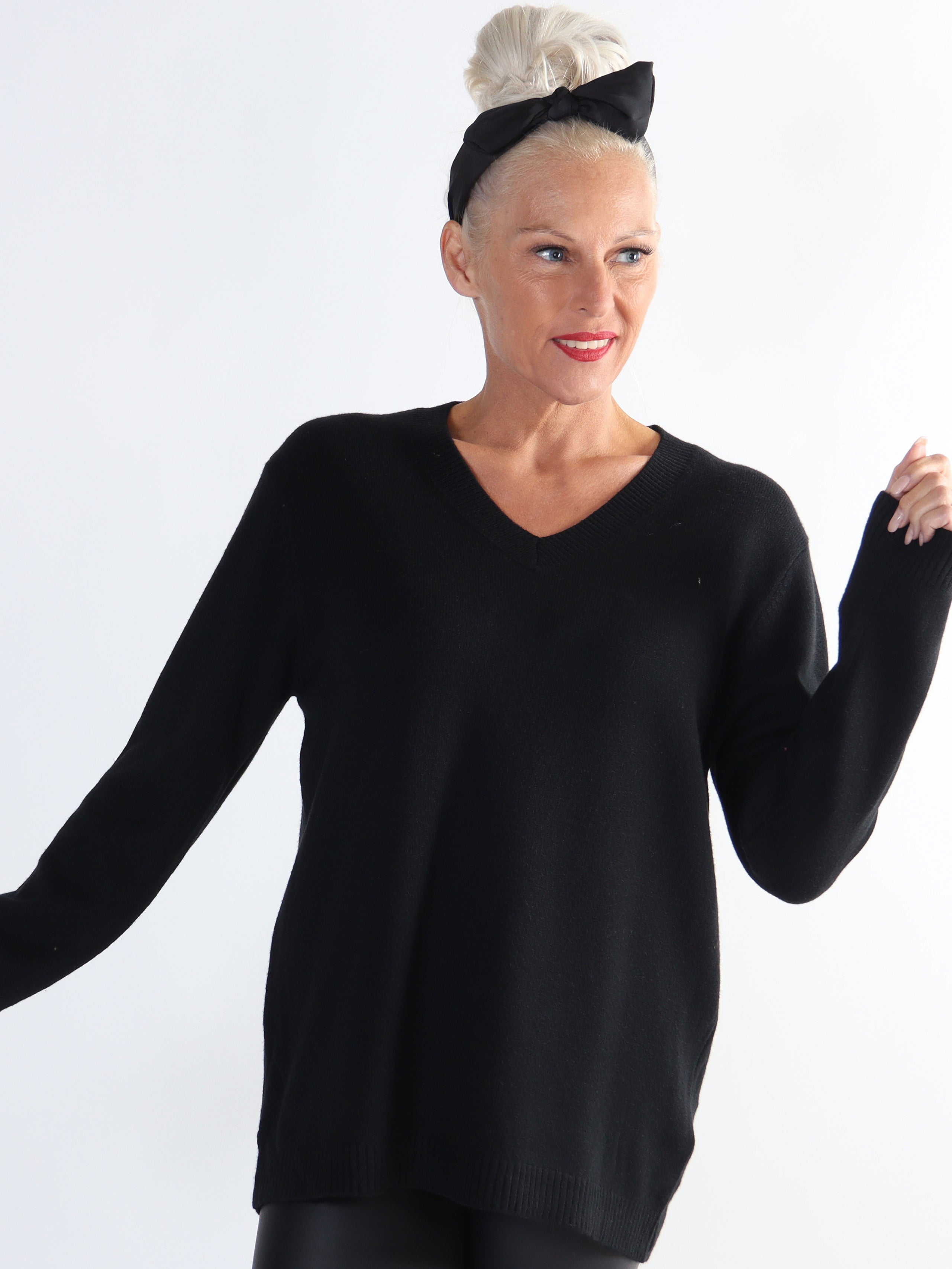 Tamara - Mjuk tröja med liten v-ringning